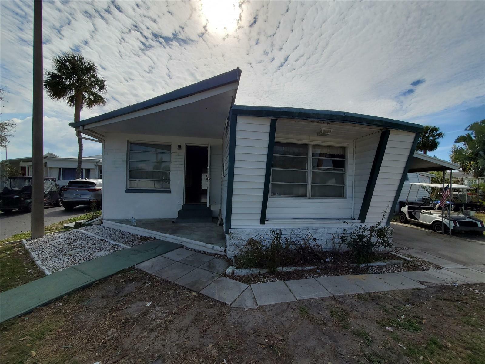 Property Photo: 4851 W Gandy Boulevard B1l24 FL 33611