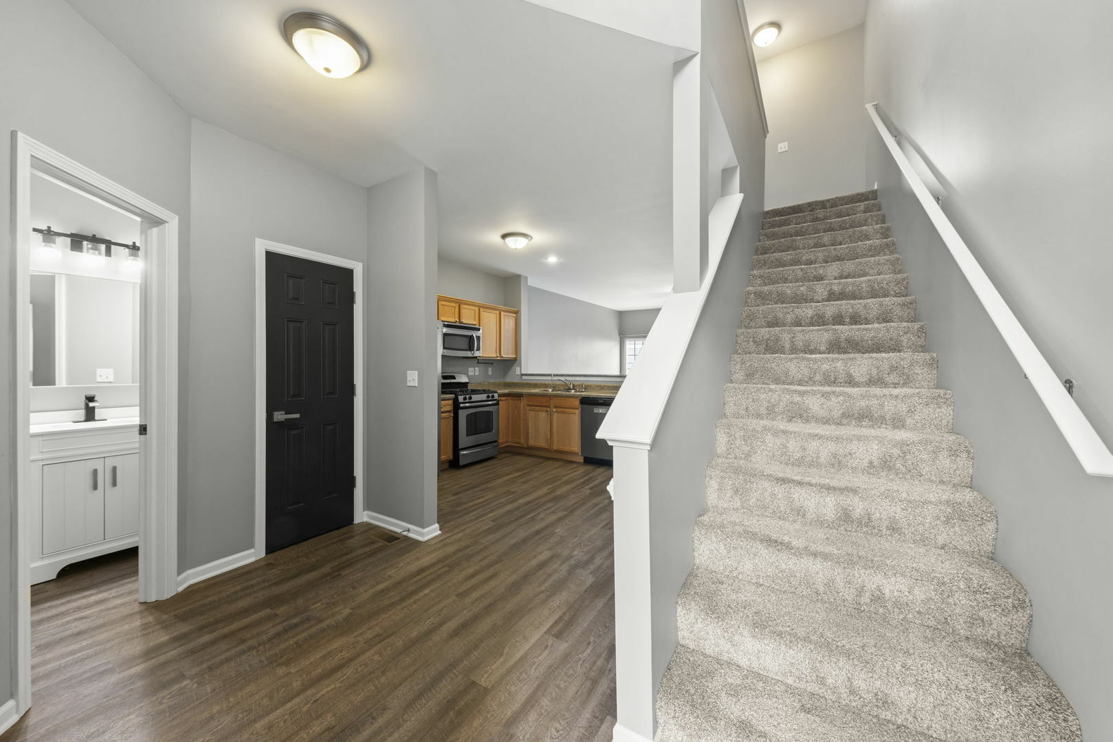 Property Photo: 269 Bent Grass Circle C IL 60115