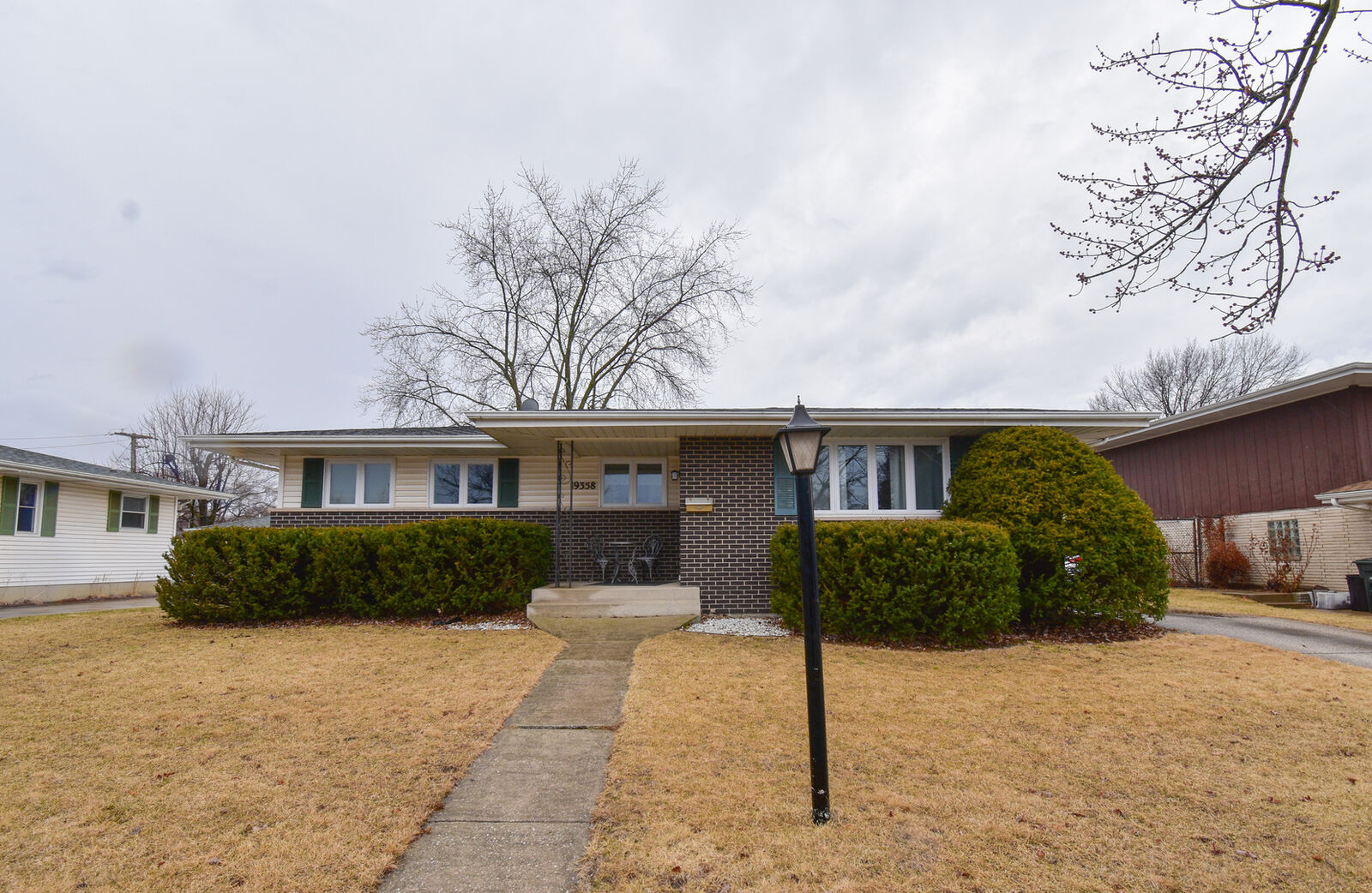 Property Photo:  19358 Wildwood Avenue  IL 60438 