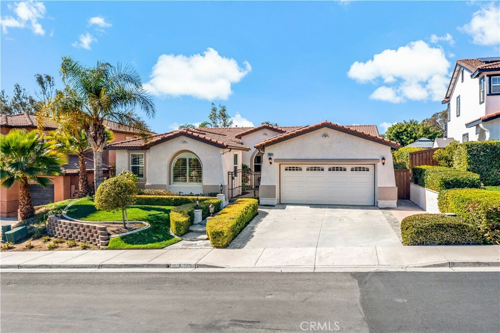 Property Photo: 38693 Clearbrook Drive CA 92563
