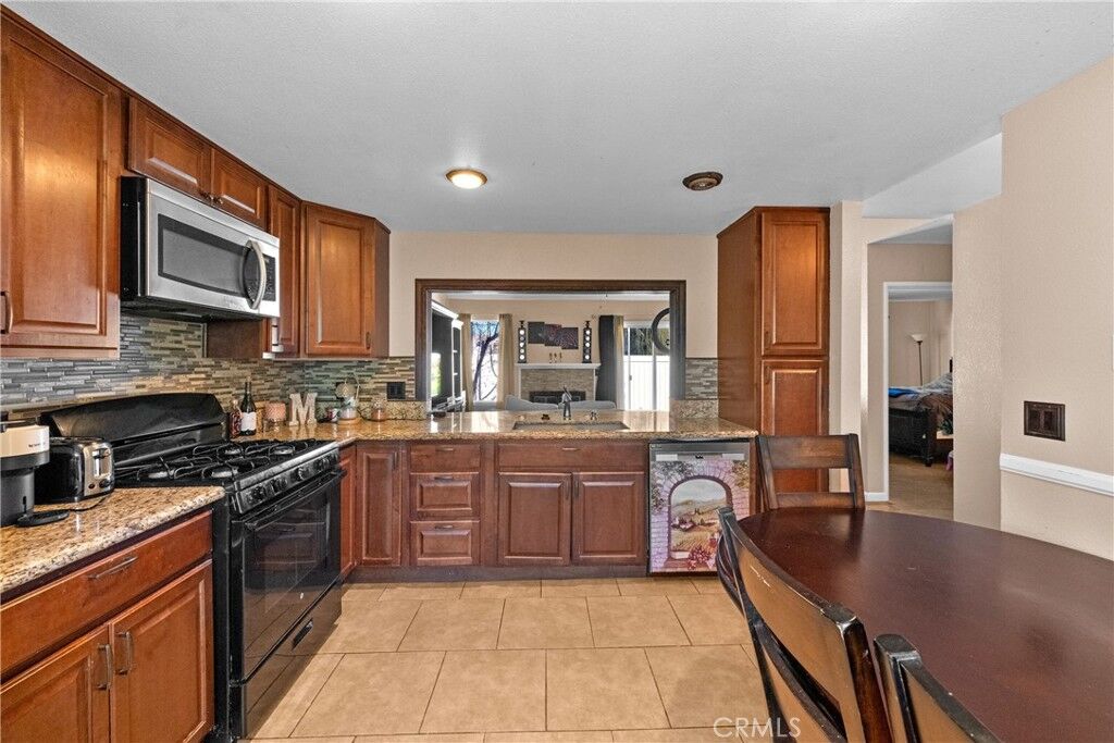 Property Photo: 44680 La Paz Road CA 92592