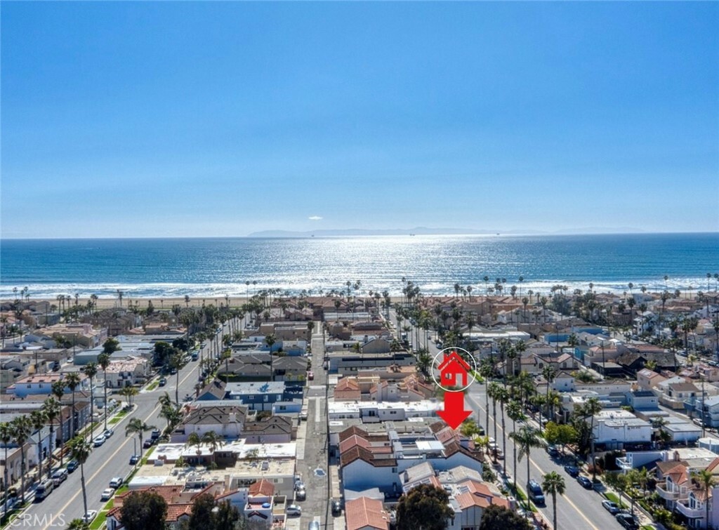 Property Photo: 320 20th Street CA 92648