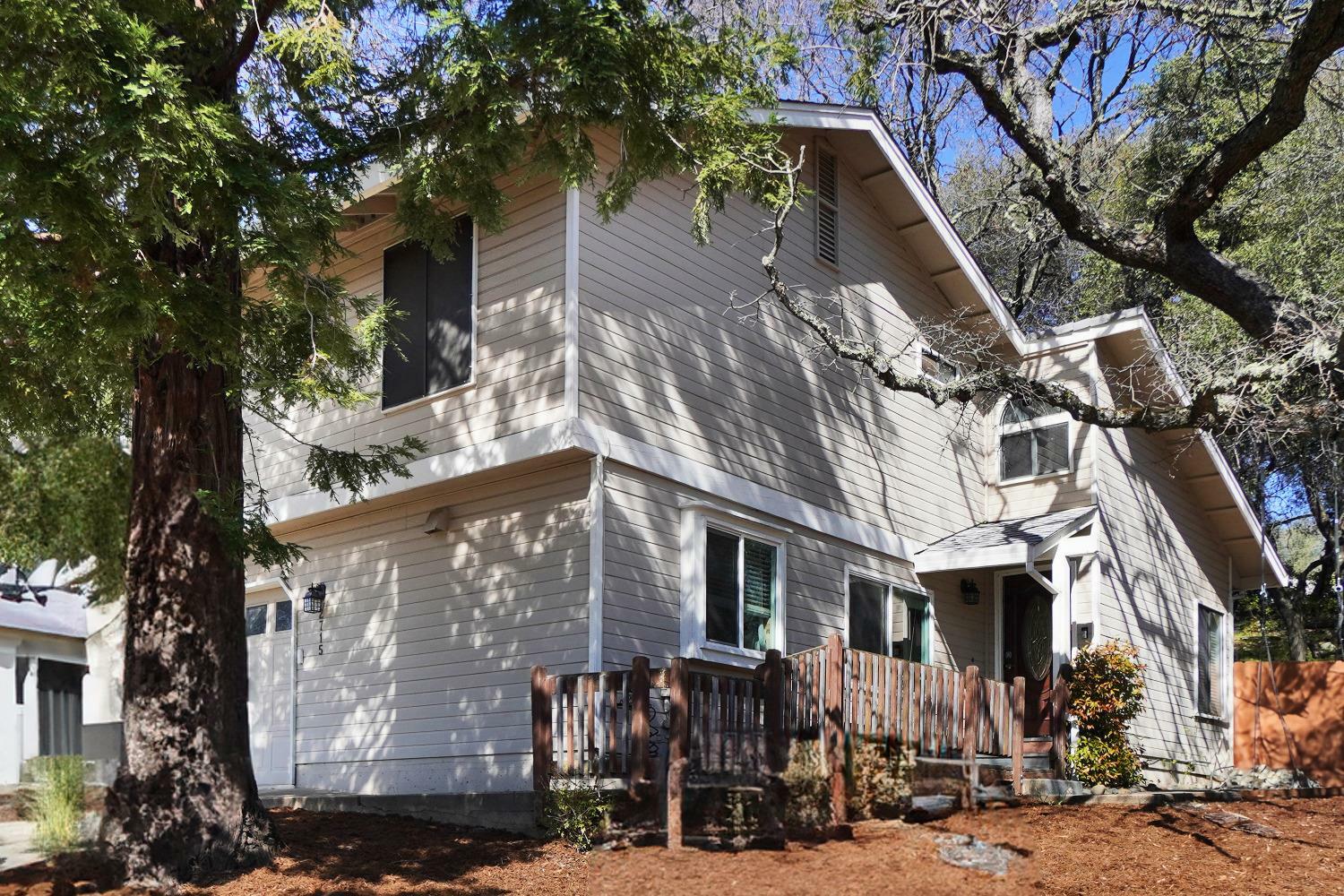 Property Photo: 2715 Hopi Court CA 95682