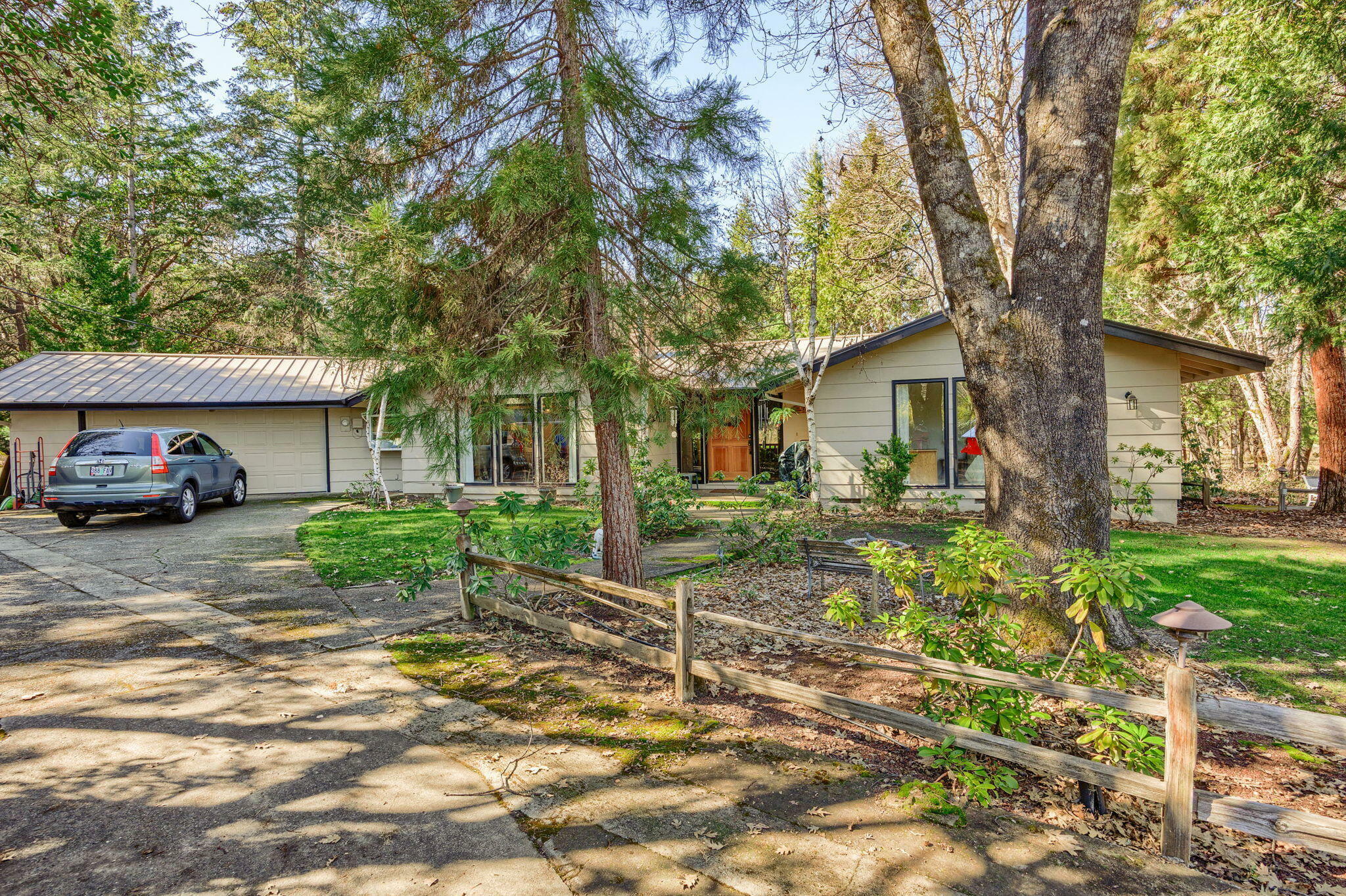 Property Photo:  8755 Old Stage Road  OR 97502 