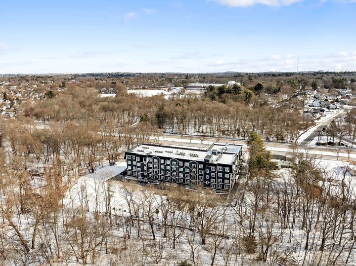 Property Photo:  485 Blue Hills Parkway 43  MA 02186 