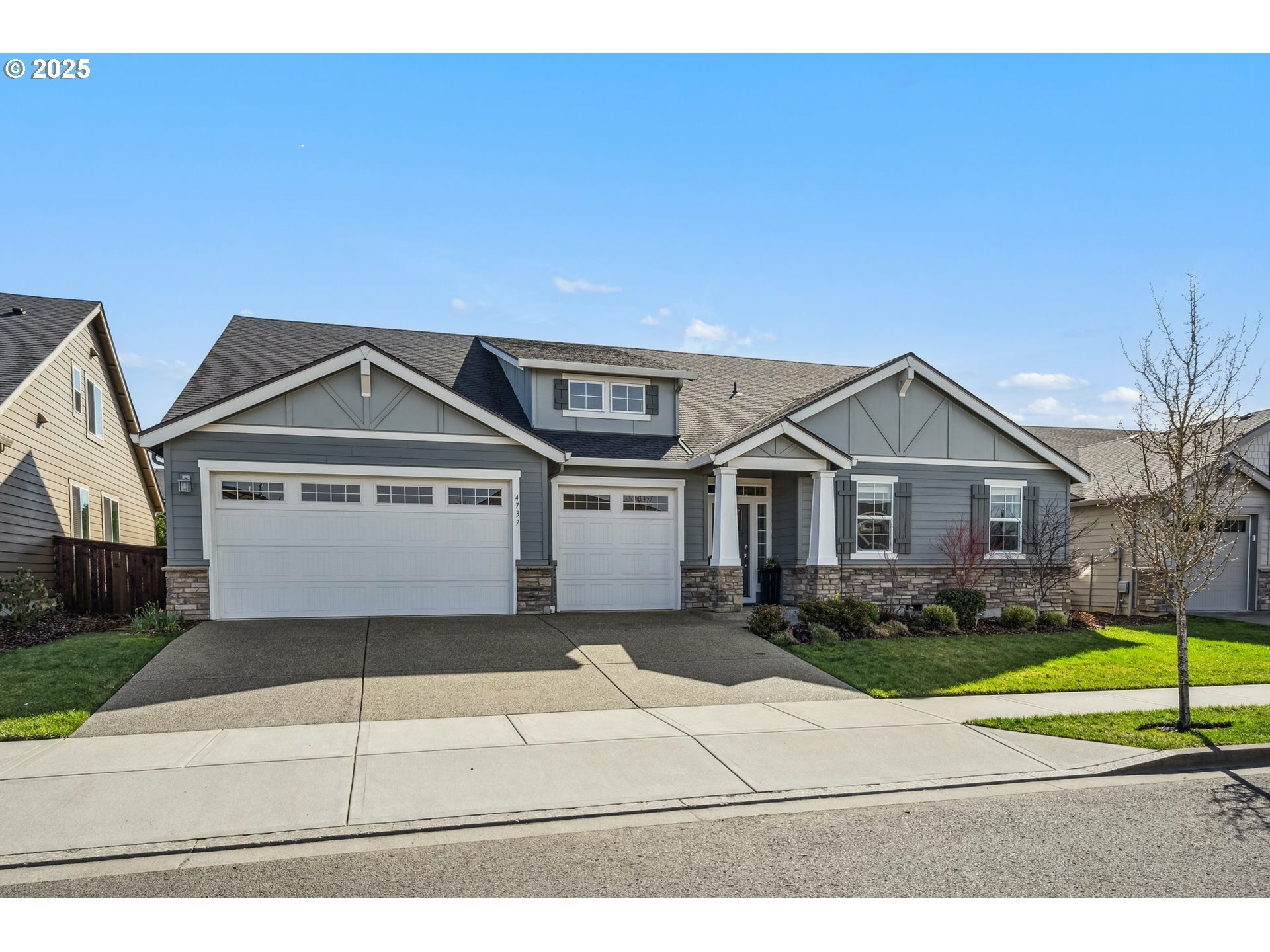 Property Photo: 4737 S 16th Dr WA 98642