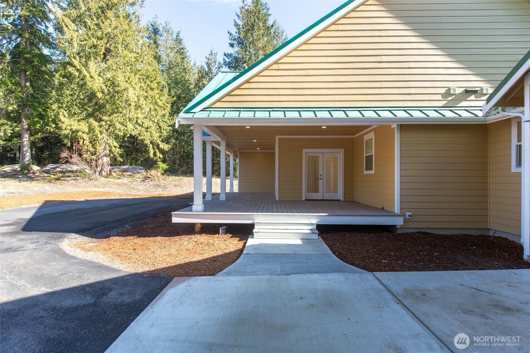 Property Photo: 595 Spotted Owl Lane WA 98382