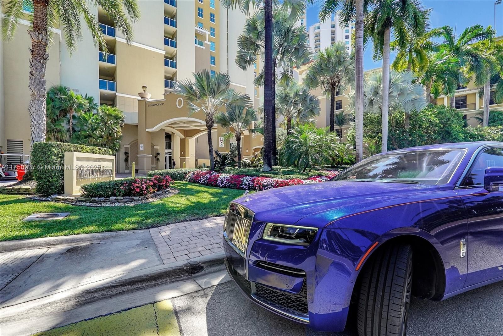 Property Photo:  3340 NE 190th St 1608  FL 33180 