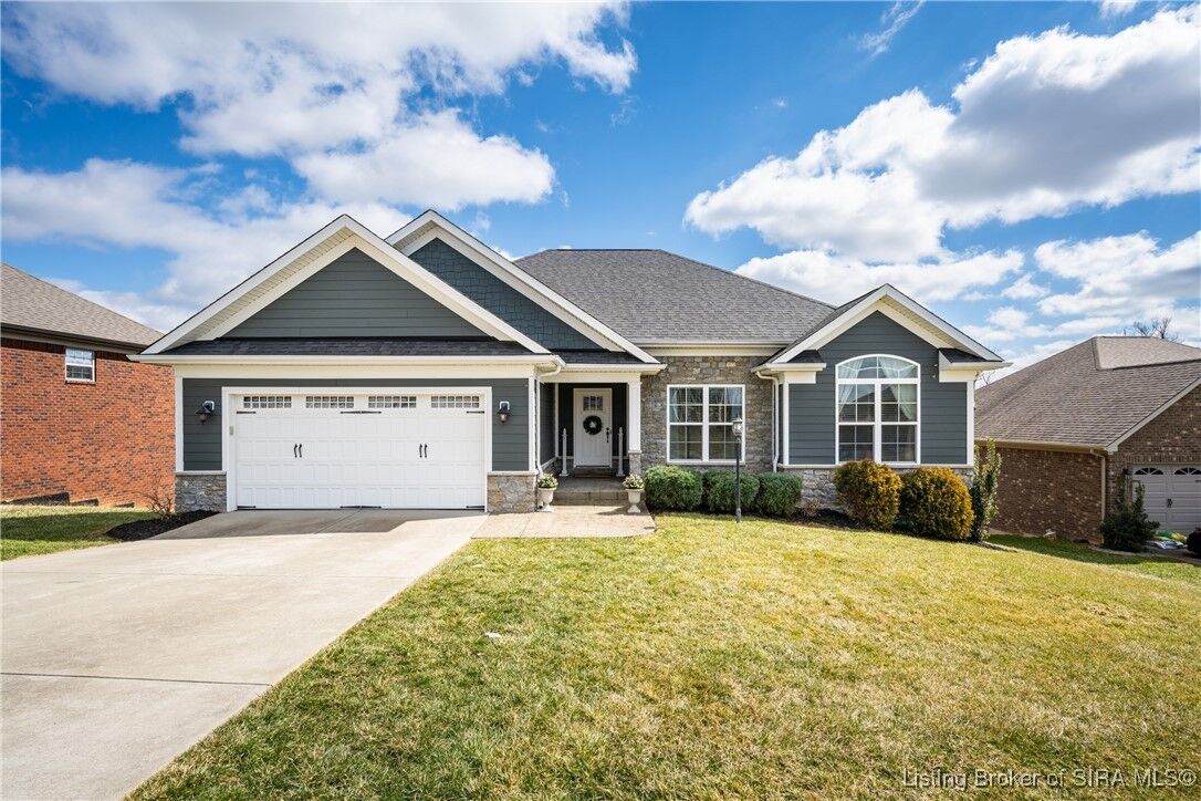 Property Photo: 3007 Golden Eagle Ridge IN 47130