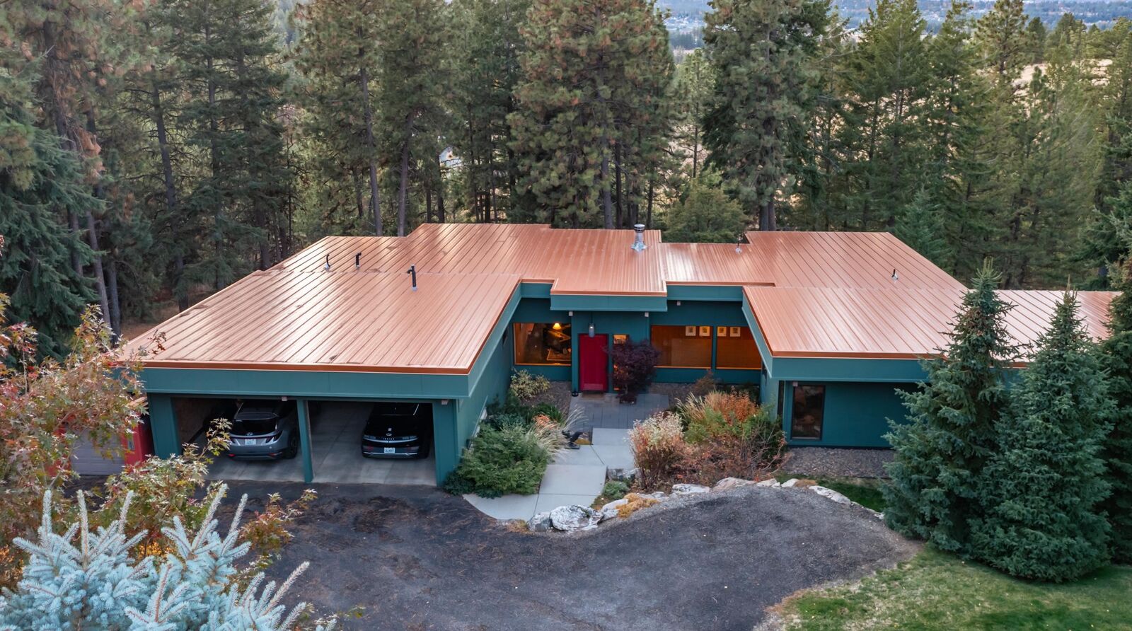 Property Photo:  5106 S Girard Ln  WA 99223 