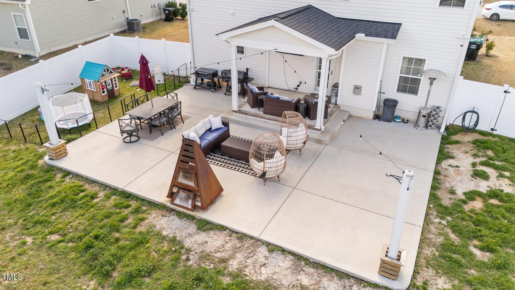 Property Photo: 277 Martins Mill Court NC 27591