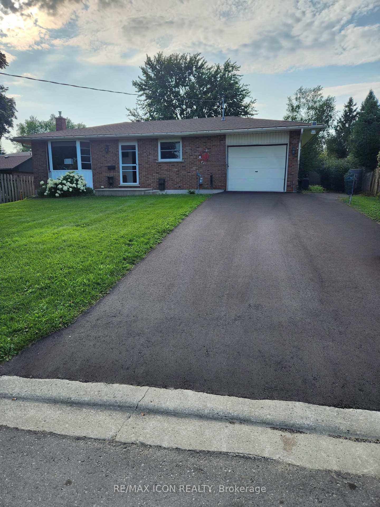 Property Photo: 315 Birmingham Street E ON N0G 2L2