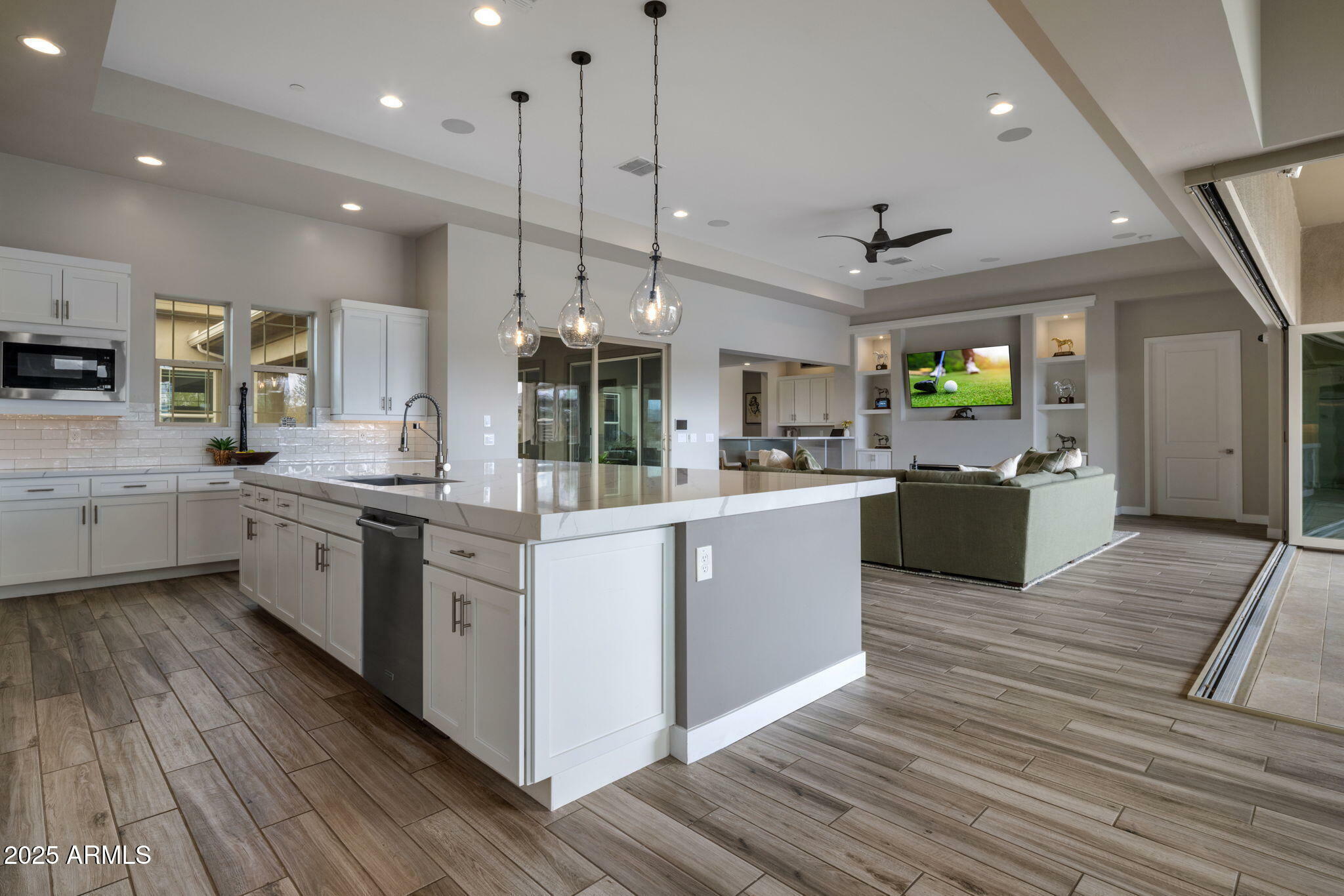Property Photo: 33563 N 87th Street AZ 85266