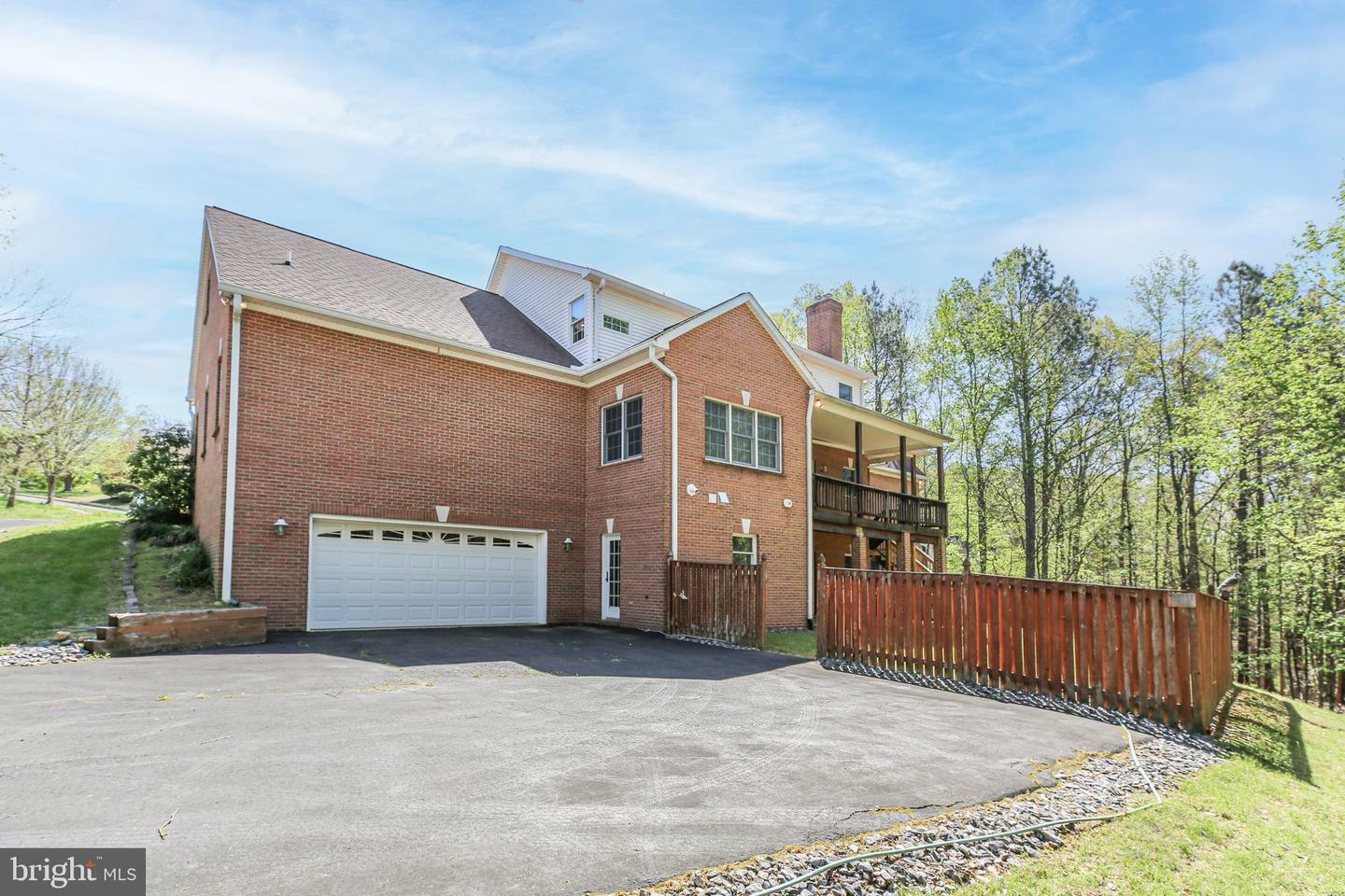 Property Photo: 104 Chase Lane VA 22401