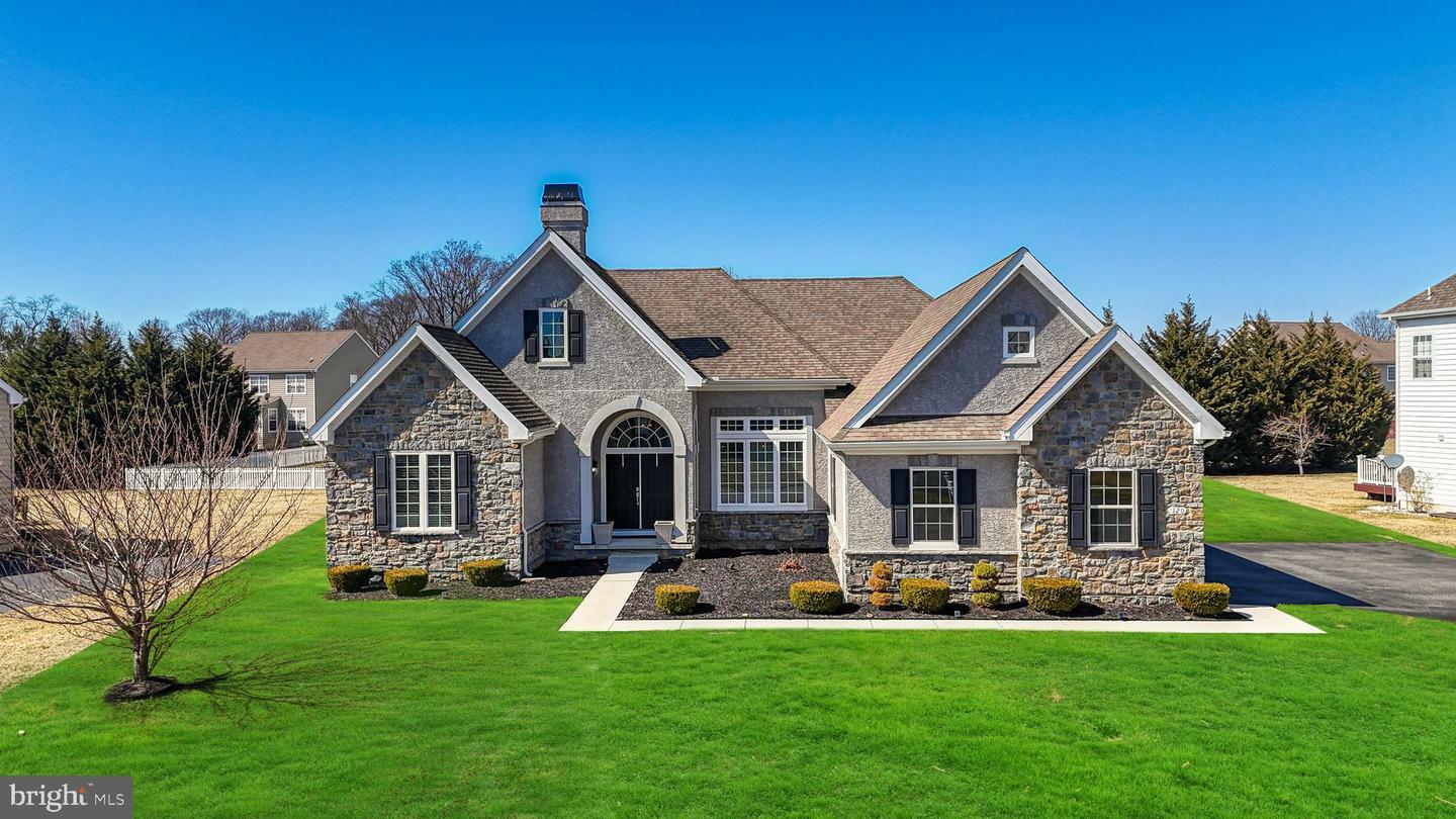 Property Photo: 120 Hilltop Trail DE 19934