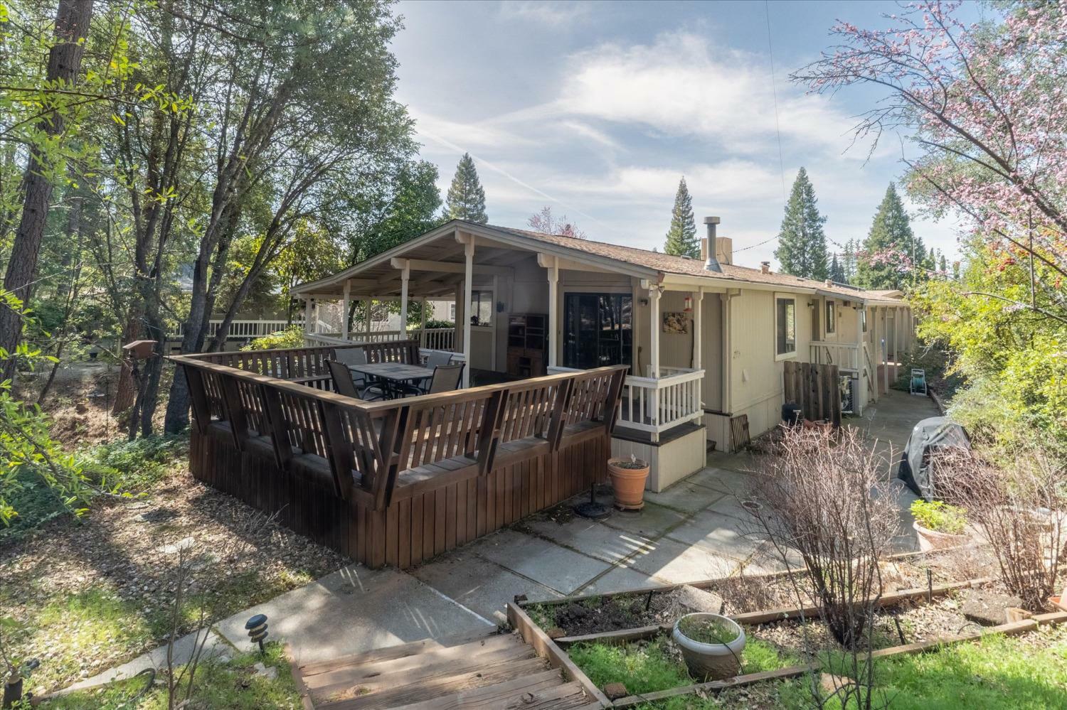 Property Photo: 251 Dutch Kate CA 95247