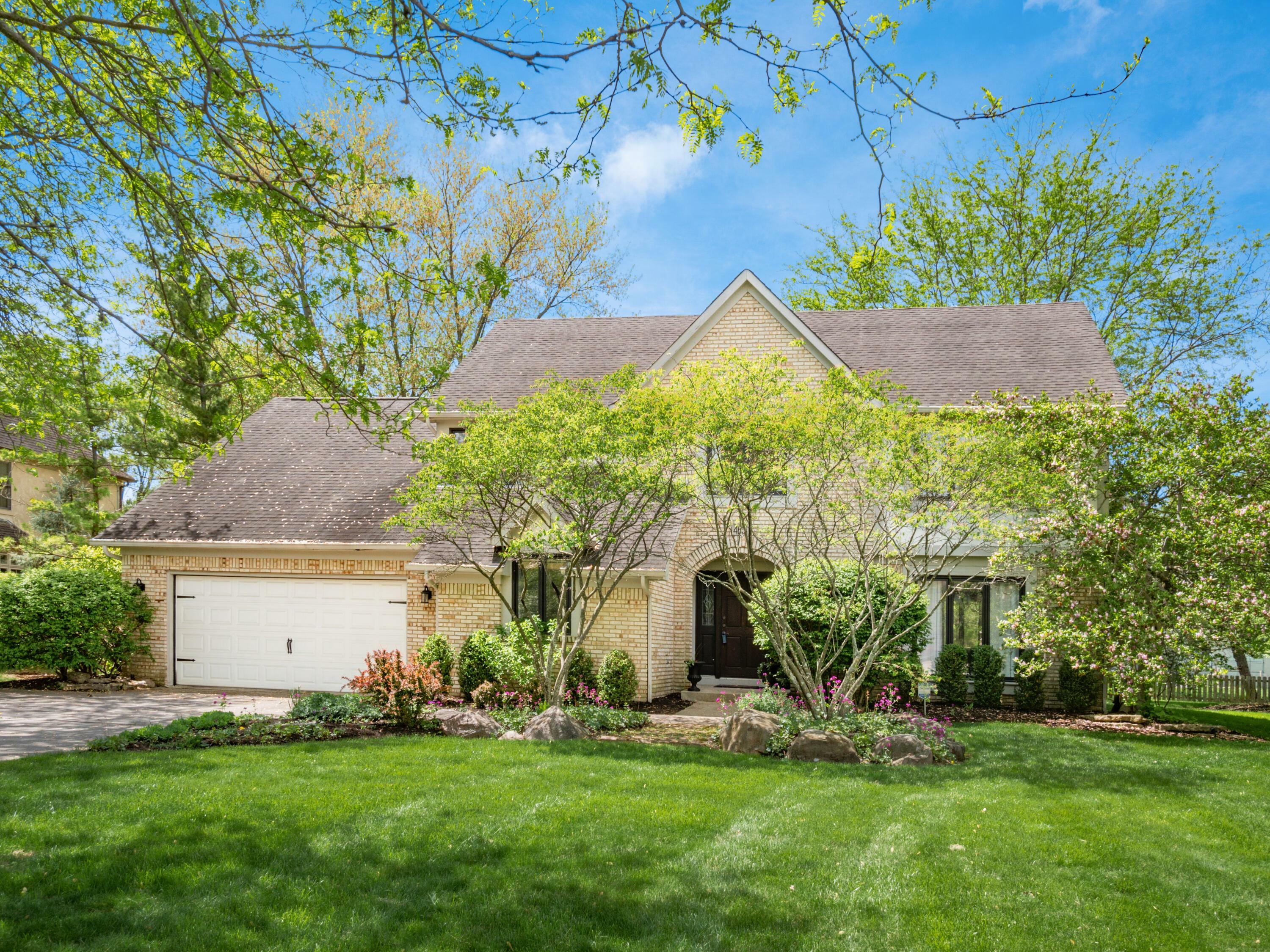 Property Photo: 4651 Coach Road OH 43220