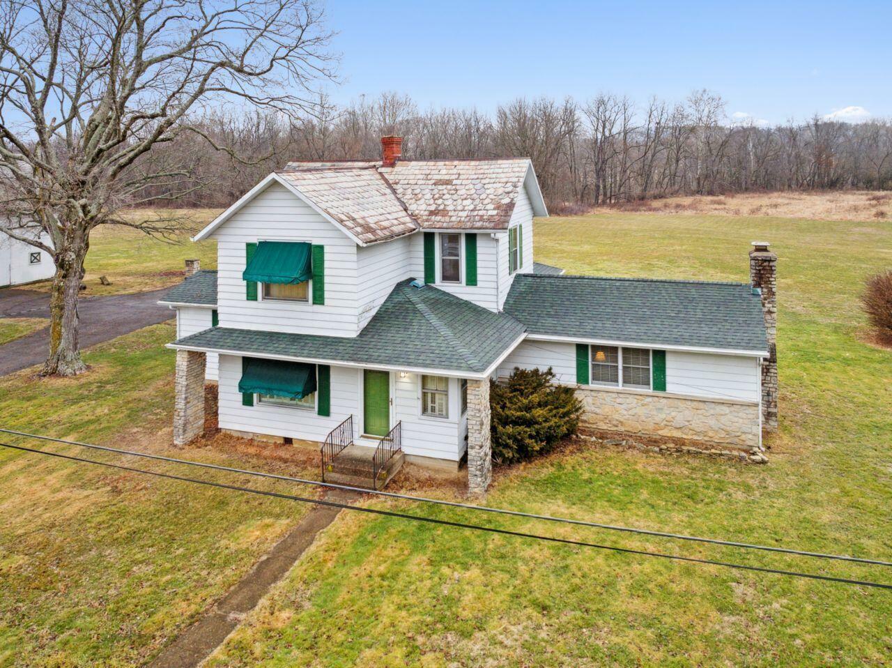 5008 Marion NE Road  Newark OH 43055 photo