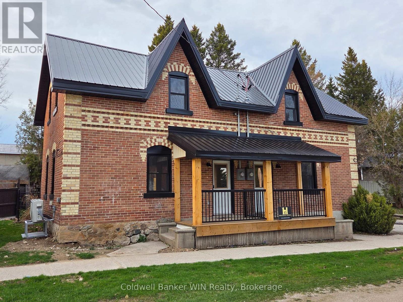 Photo de la propriété: 24 Crawford Street ON N0H 1G0