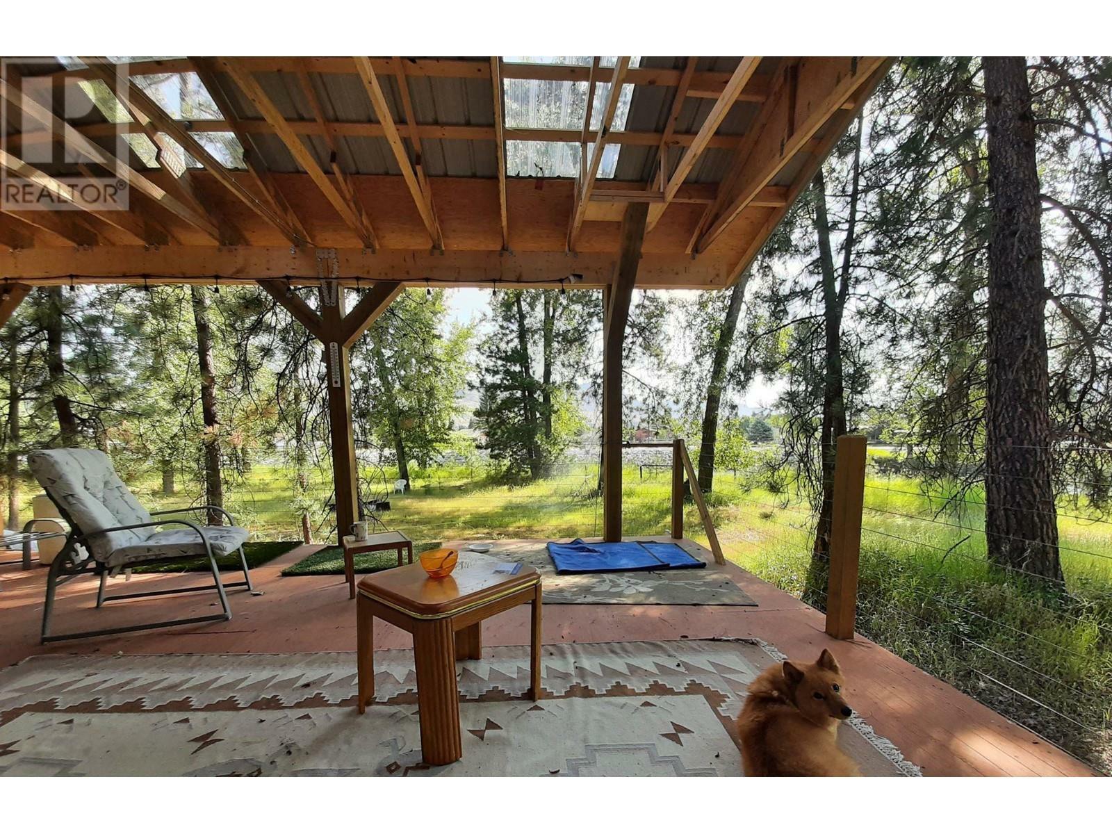 Photo de la propriété: 6380 12th Street BC V0H 1H0