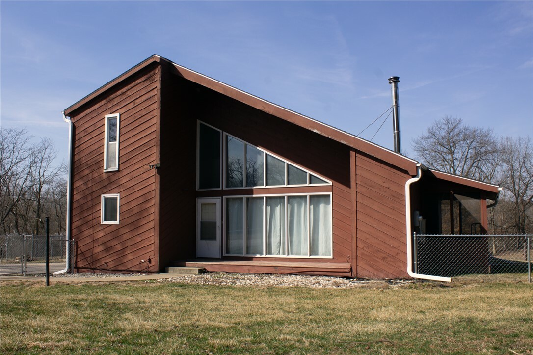 10093 Cabin Road  Oakley IL 62501 photo