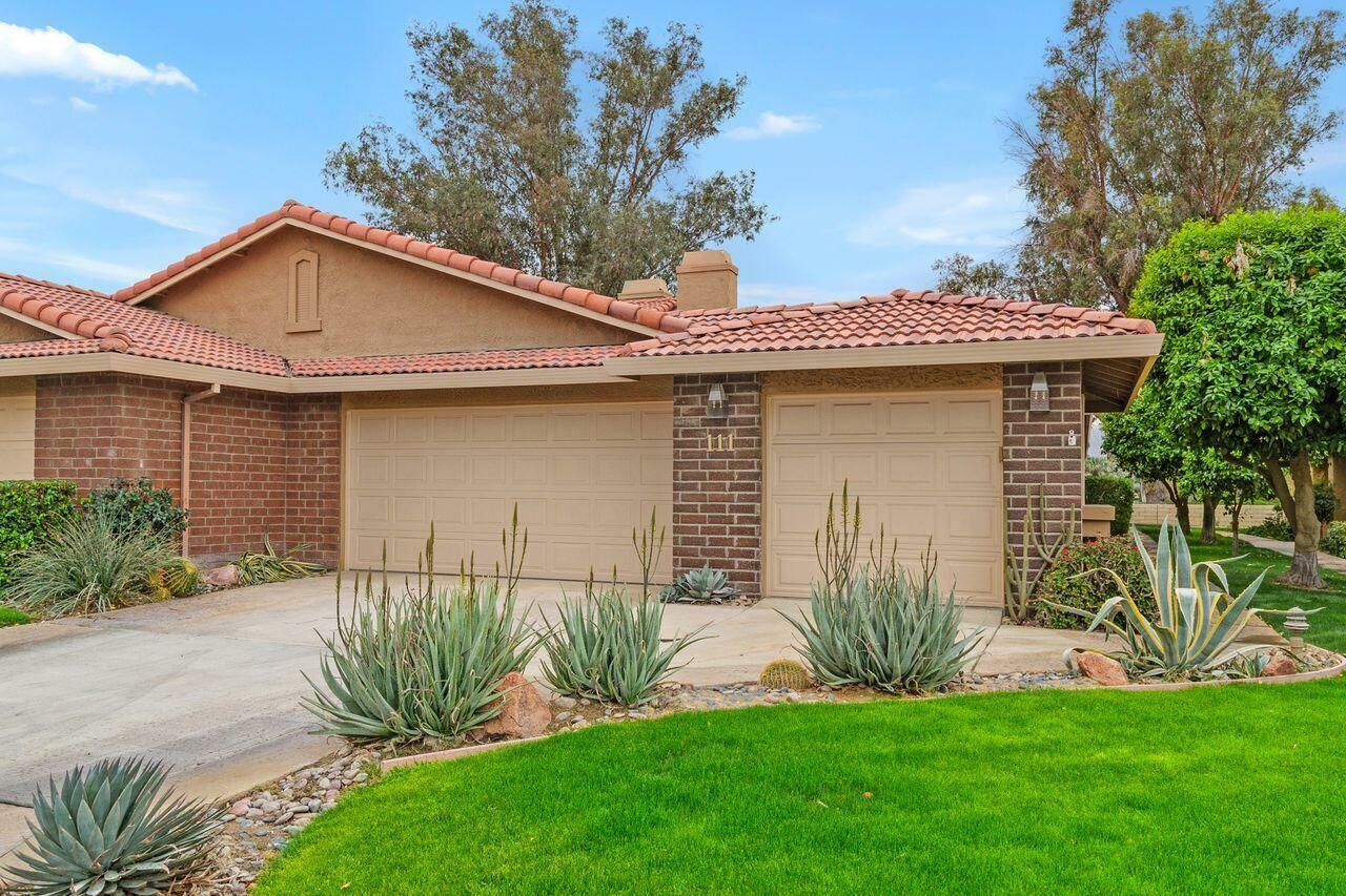 Property Photo:  111 Conejo Circle  CA 92260 