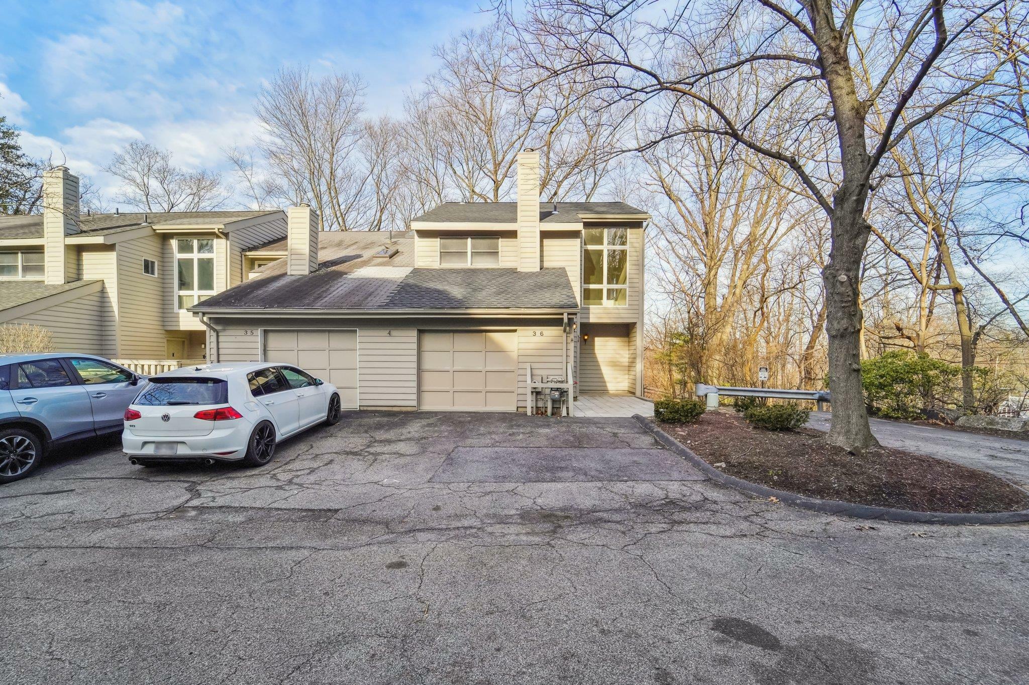 Property Photo:  3 Brooke Club Drive 6  NY 10562 