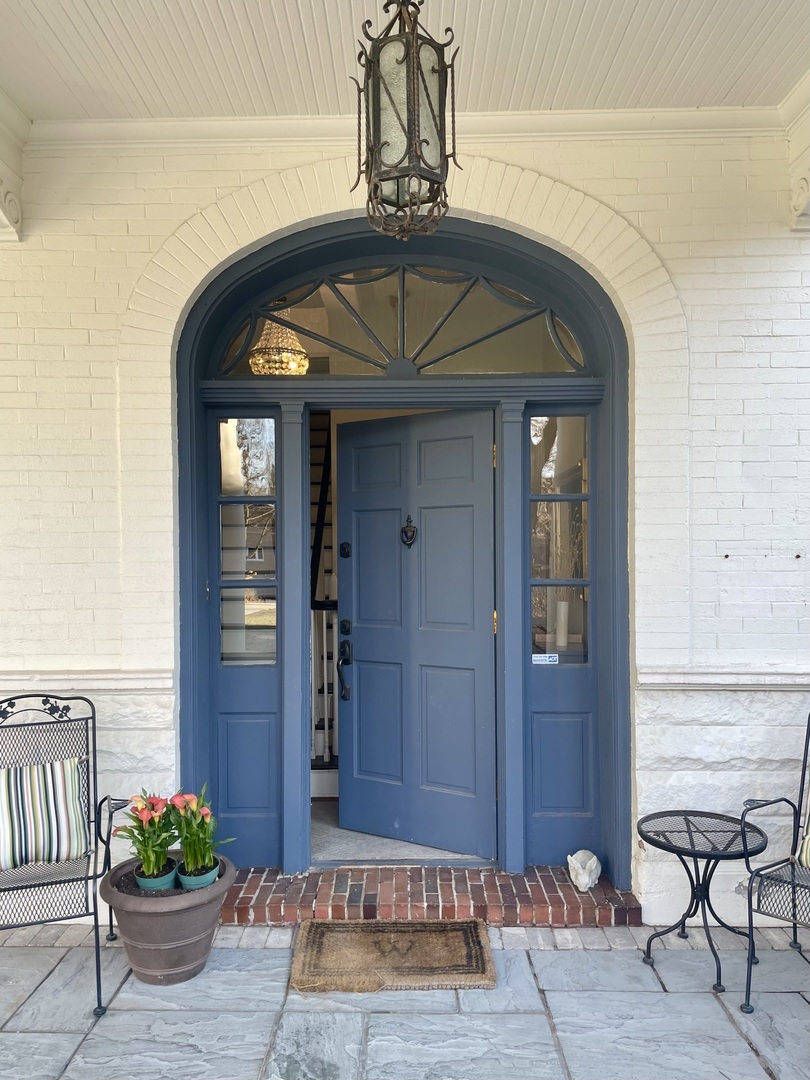 Property Photo: 1030 E 49th Street IL 60615