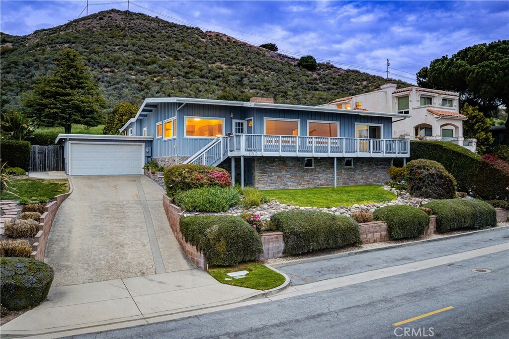 Property Photo:  152 El Portal Drive  CA 93449 