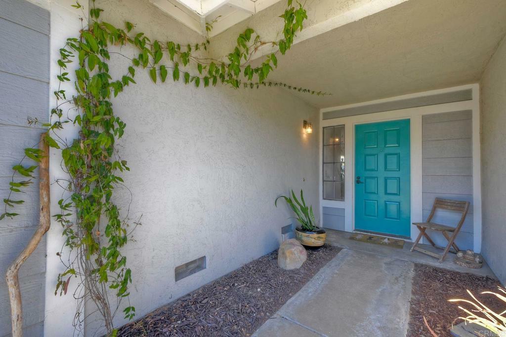 Property Photo: 5162 Mandarin CA 92056