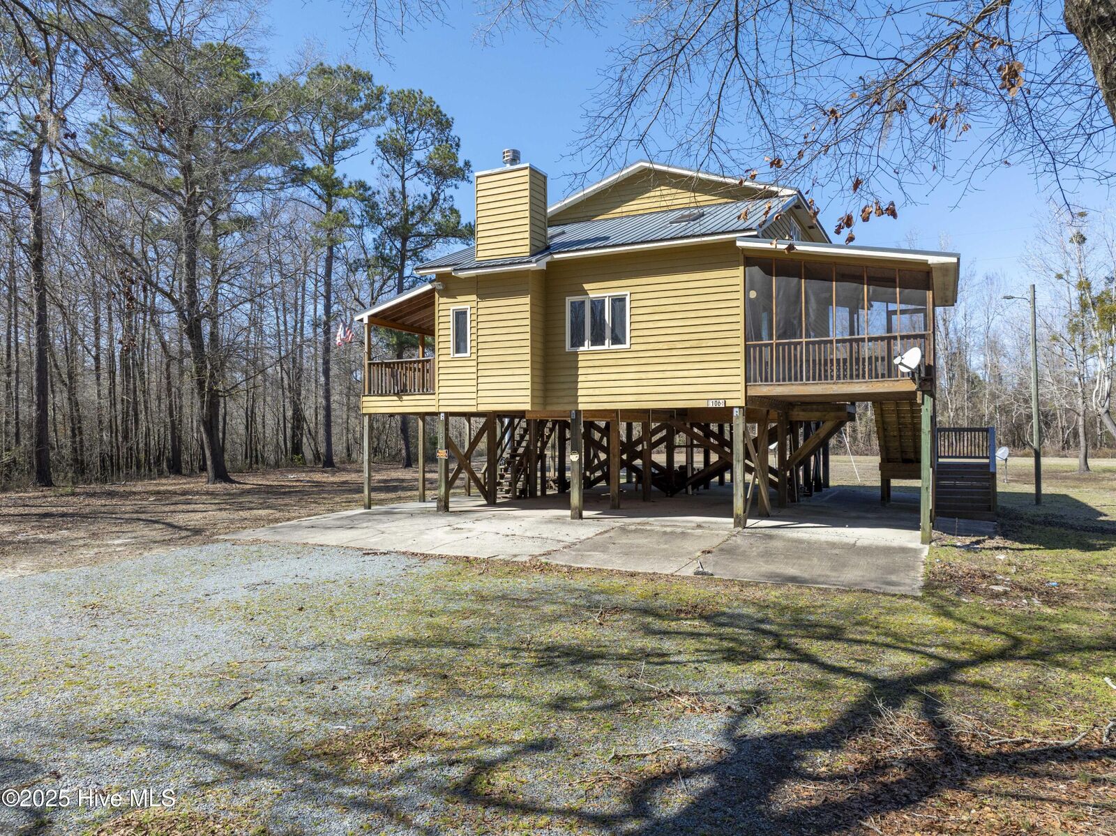Property Photo:  106 River Bend Drive  NC 28425 