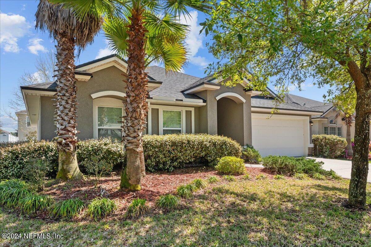 Property Photo: 16253 Dowing Creek Drive FL 32218