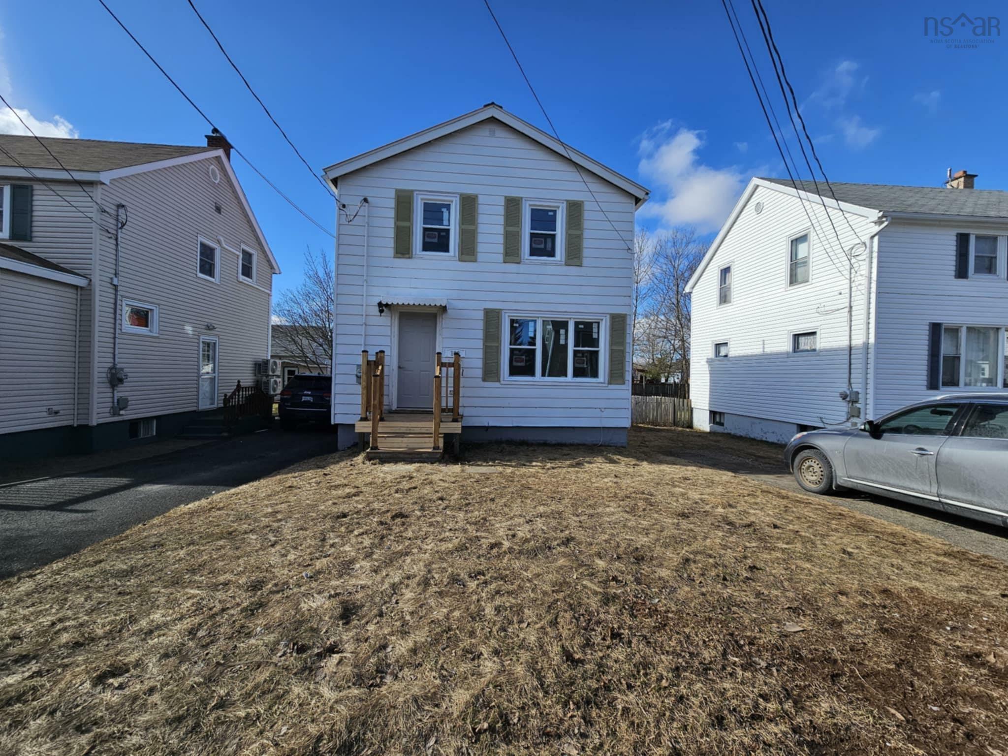 123 Lorne Street  Sydney NS B1P 4H3 photo