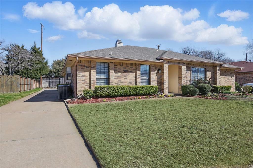 Property Photo:  510 Cooper Lane  TX 75019 