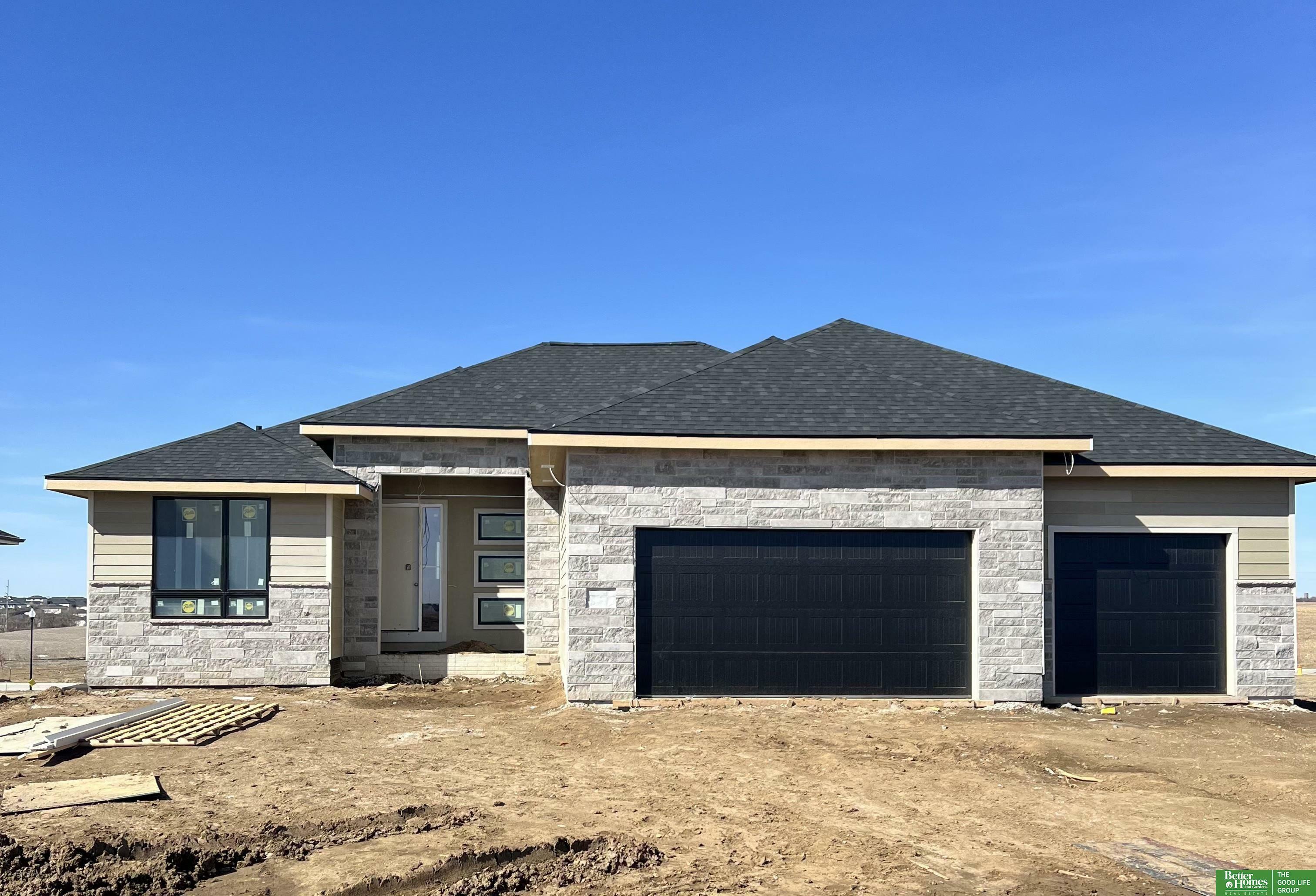 Property Photo: 5816 N 198th Street NE 68022