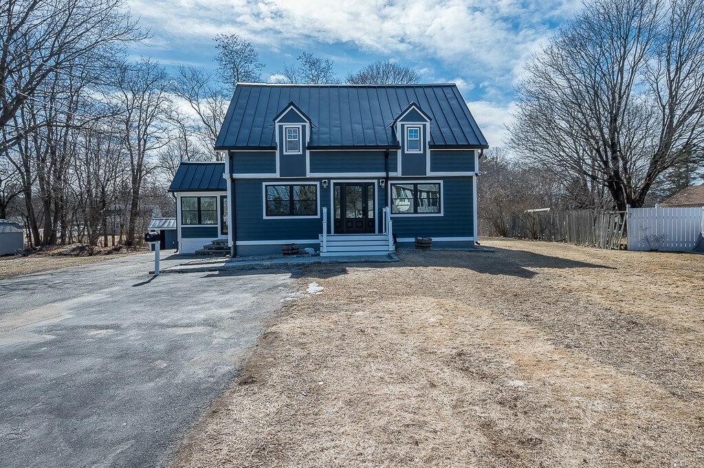 Property Photo: 10 Newton Ave MA 01540
