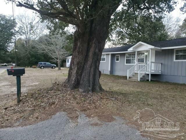 4128 Plant Ave  Pace FL 32571 photo