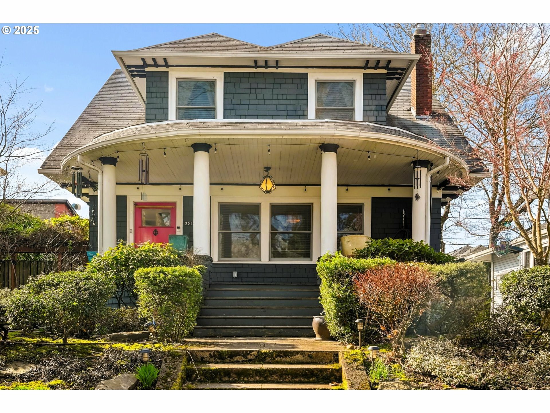 Property Photo: 5015 NE Cleveland Ave OR 97211