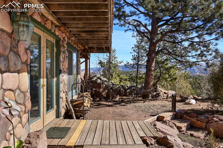 Property Photo: 66 Shawnee Place CO 80816