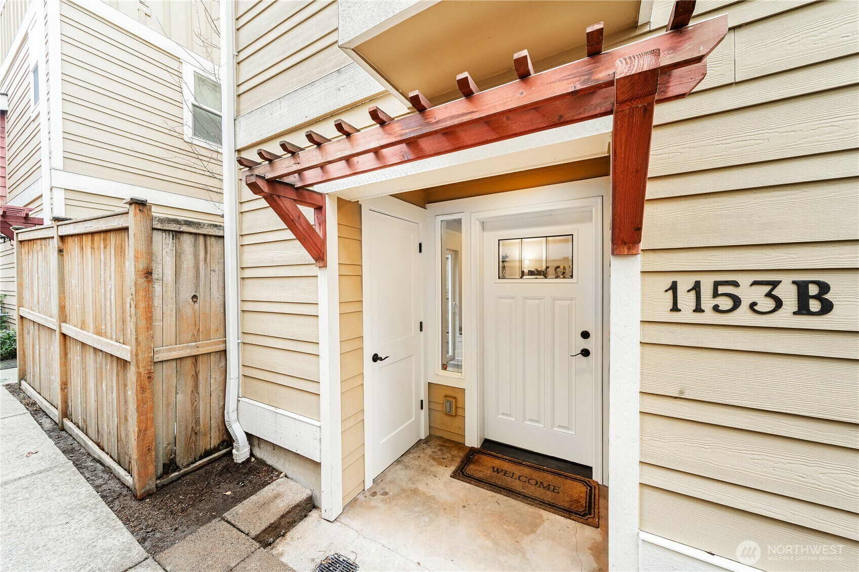 Property Photo:  1153 N 85th Street B  WA 98103 