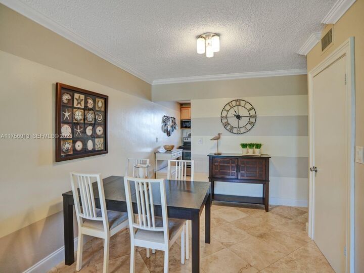 Property Photo:  1900 NE 8th Ct 306  FL 33304 