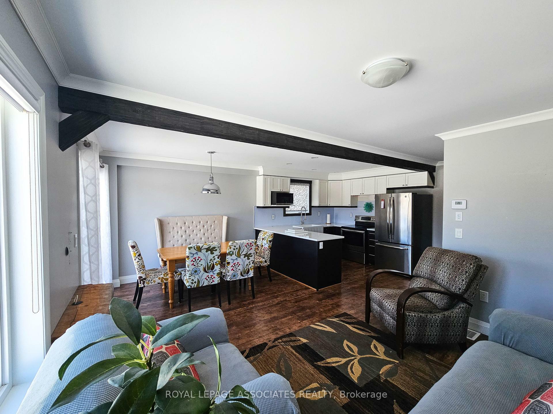 Property Photo: 81 Todd Cres ON N0C 1B0