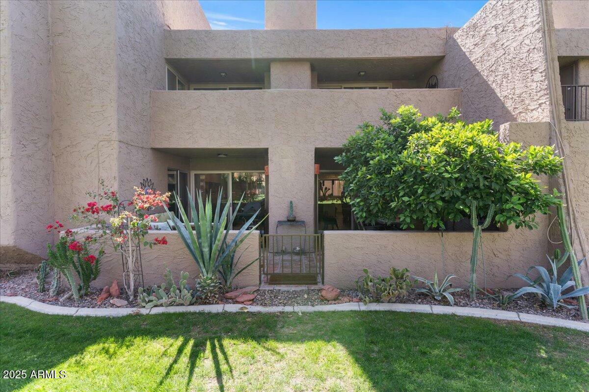 Property Photo:  7312 N Via Camello Del Norte Street 95  AZ 85258 