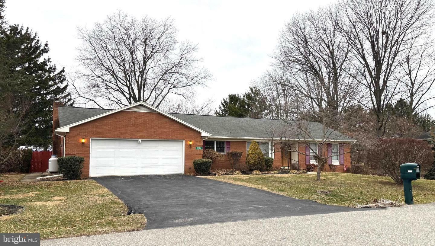 17706 Garden Spot Drive  Hagerstown MD 21740 photo