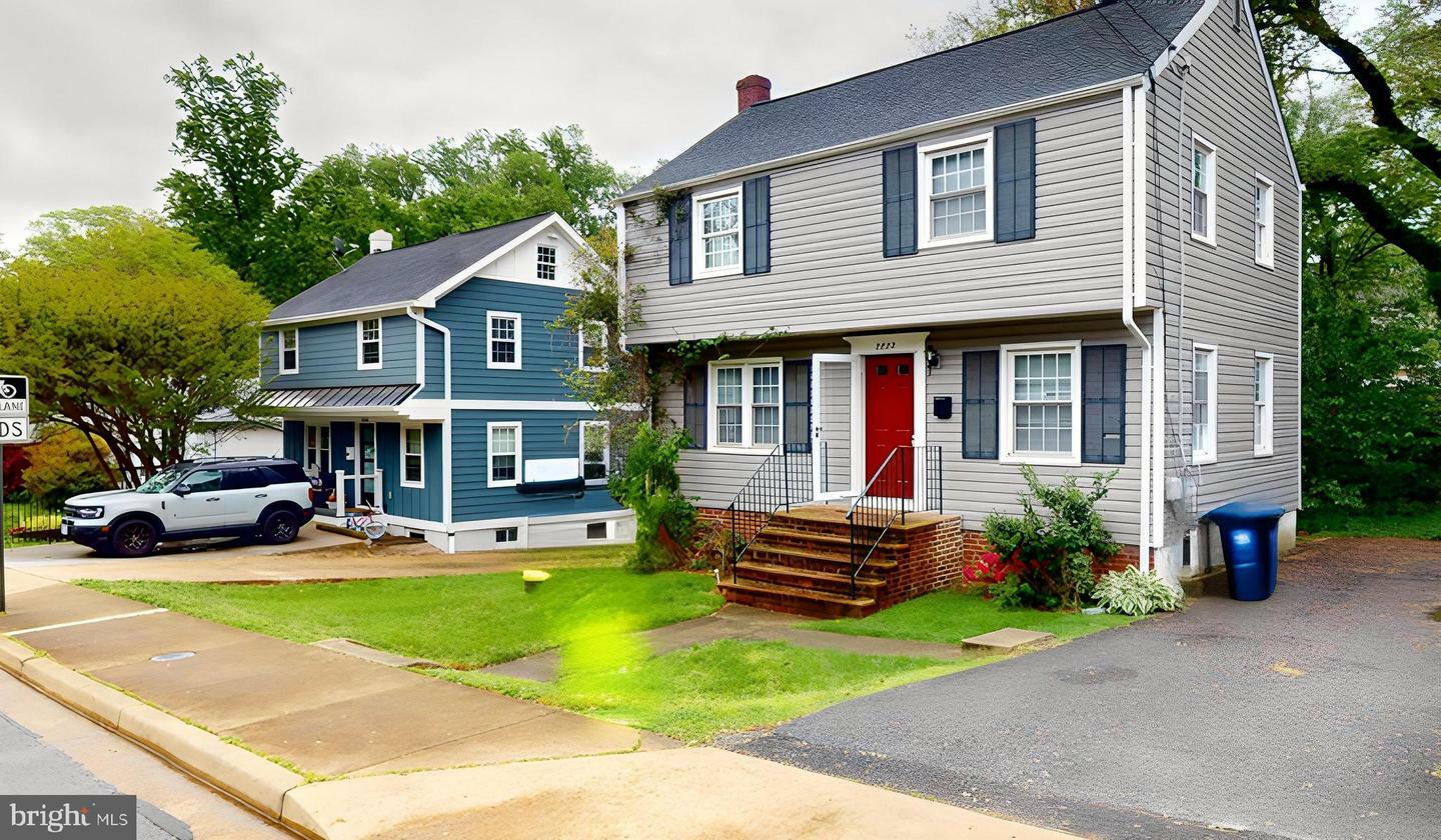 Property Photo: 2822 Lorcom Lane VA 22207
