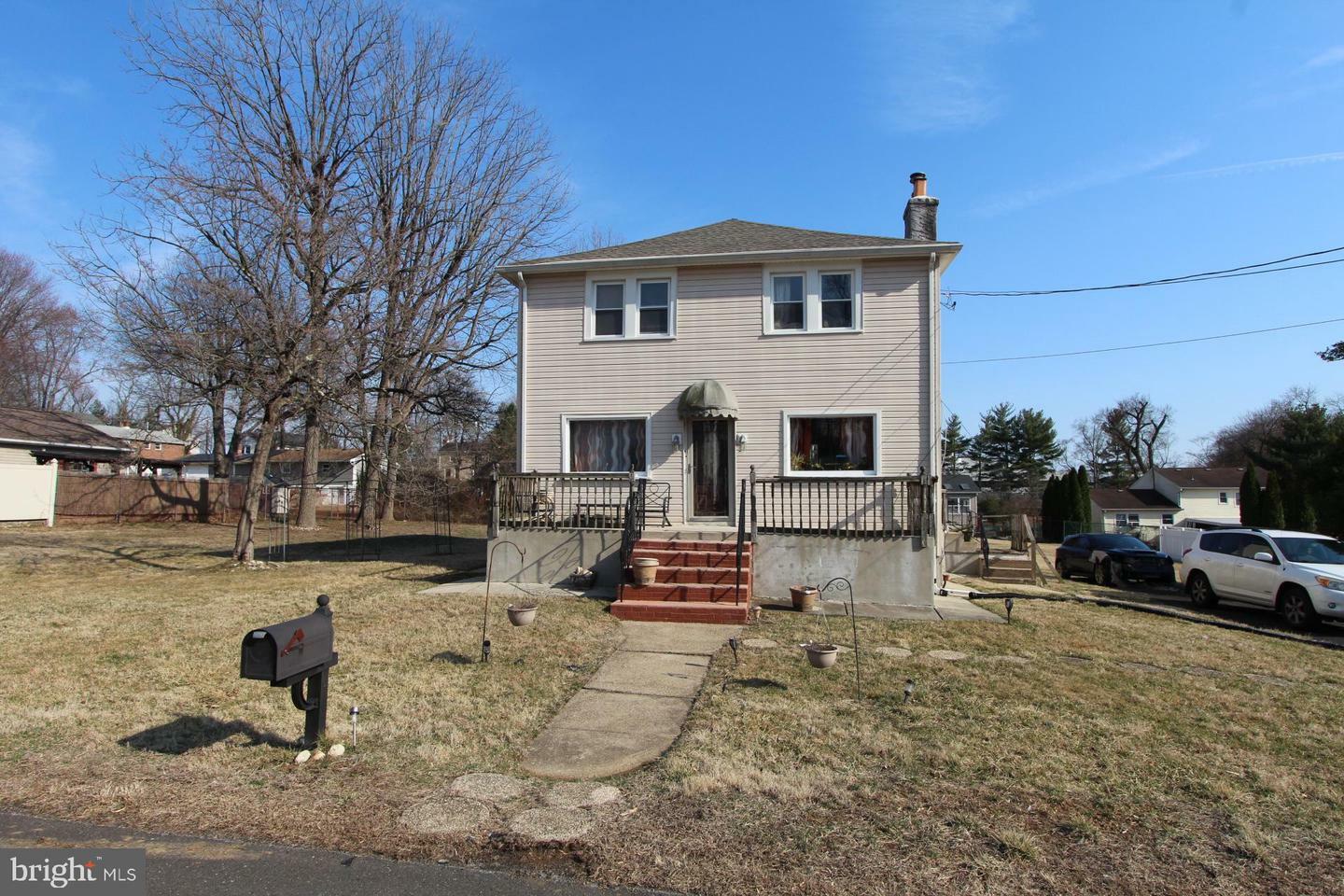 Property Photo: 2351 Paris Avenue PA 19053