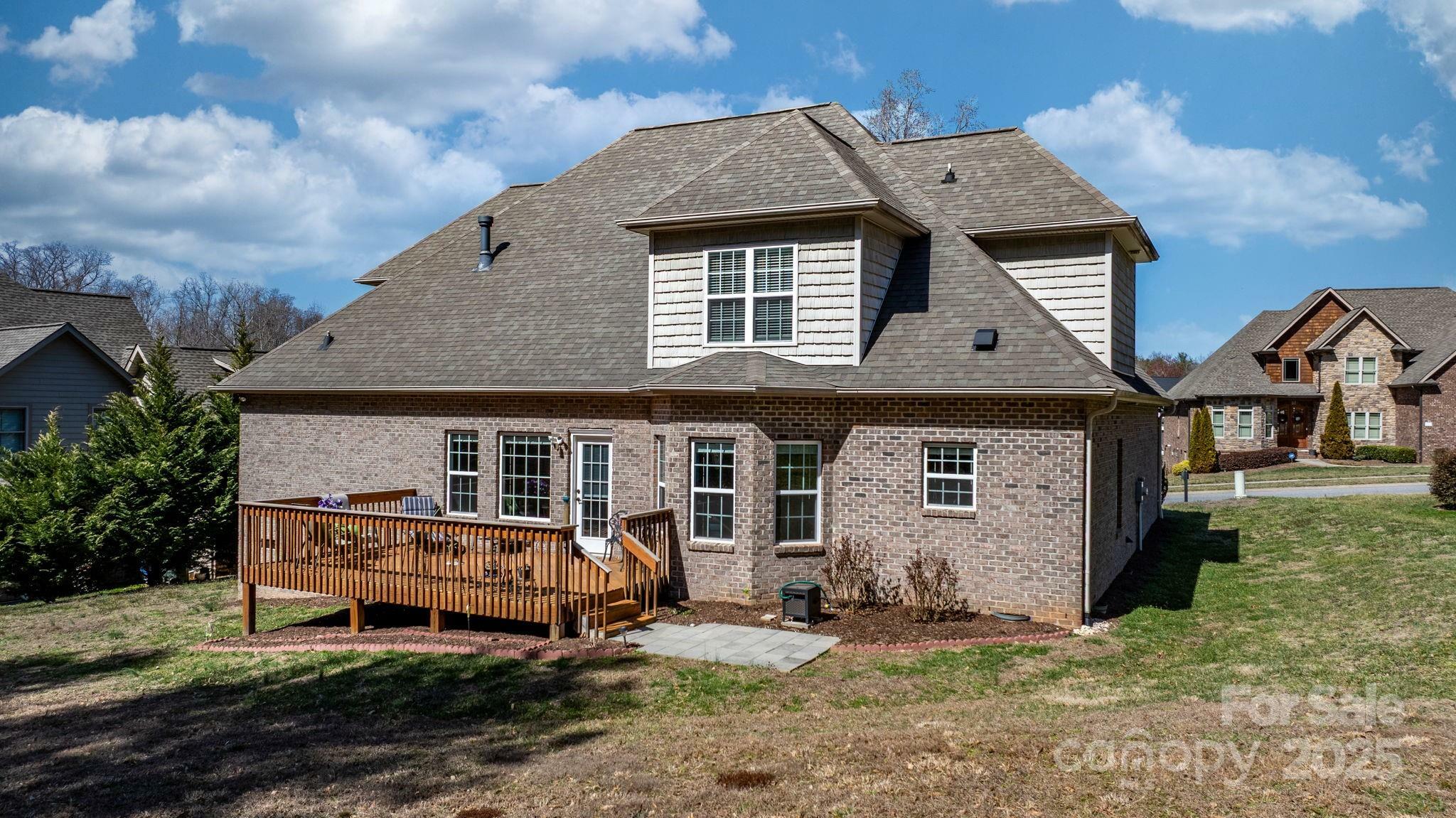 Property Photo:  3815 10th Street NE  NC 28601 