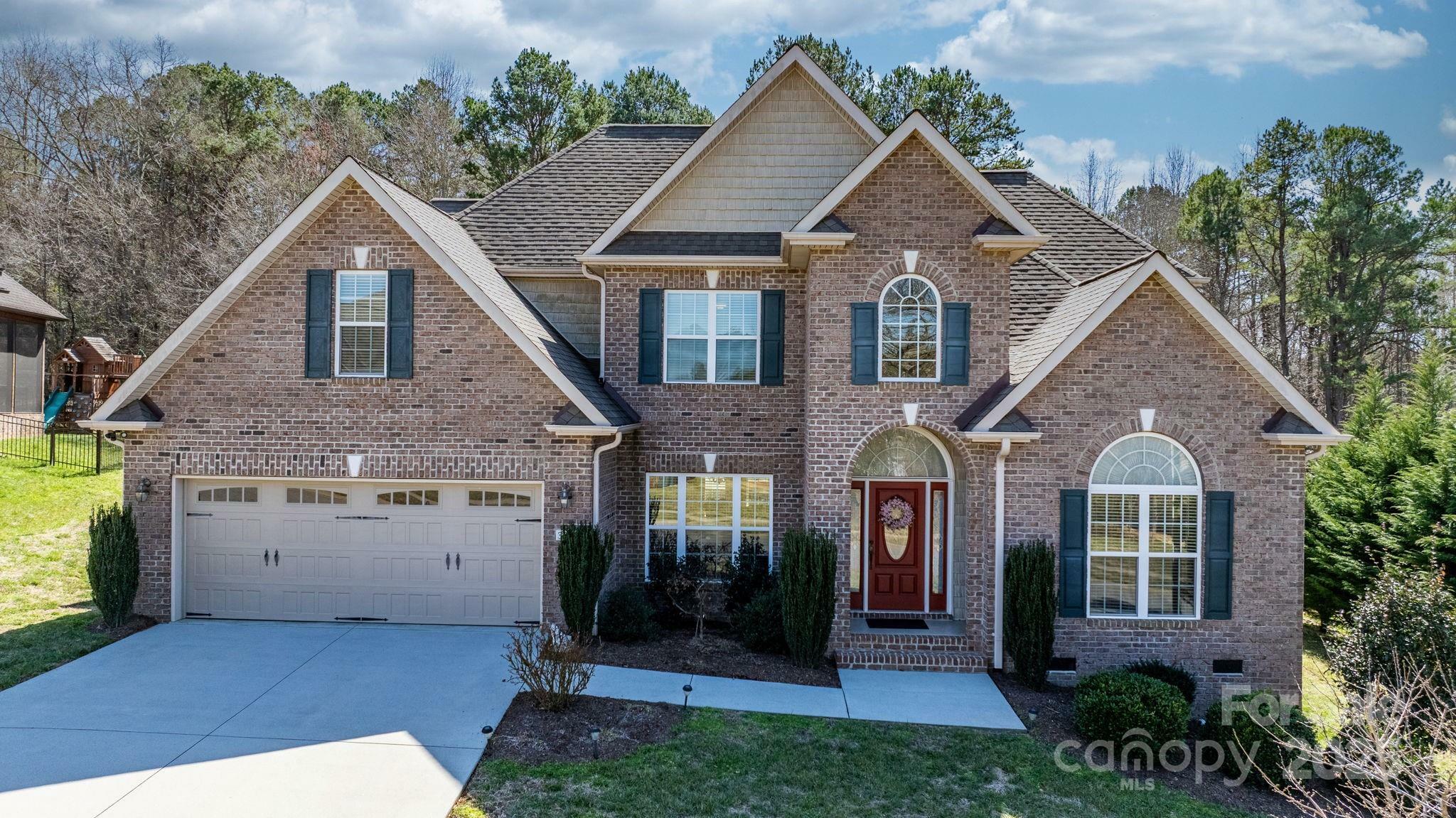 Property Photo: 3815 10th Street NE NC 28601