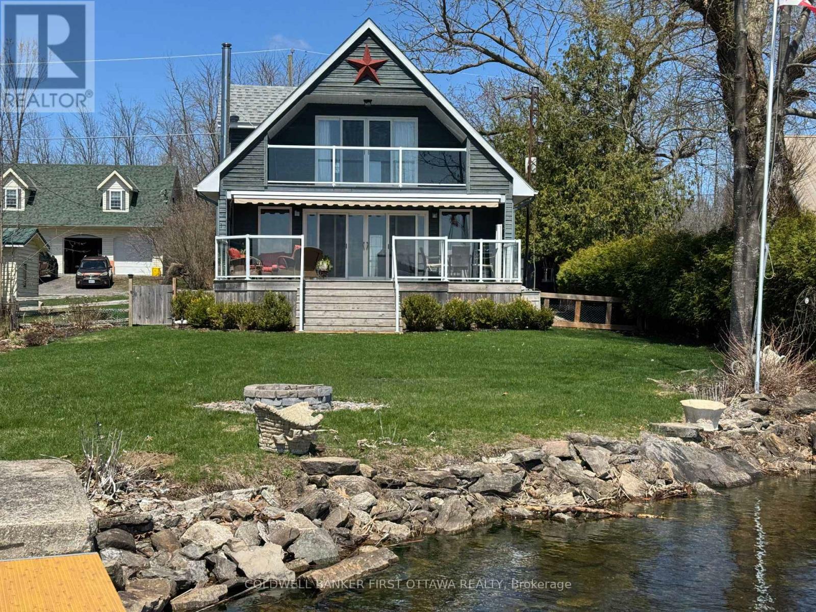 Property Photo: 173 Rideau Street ON K7H 3C7
