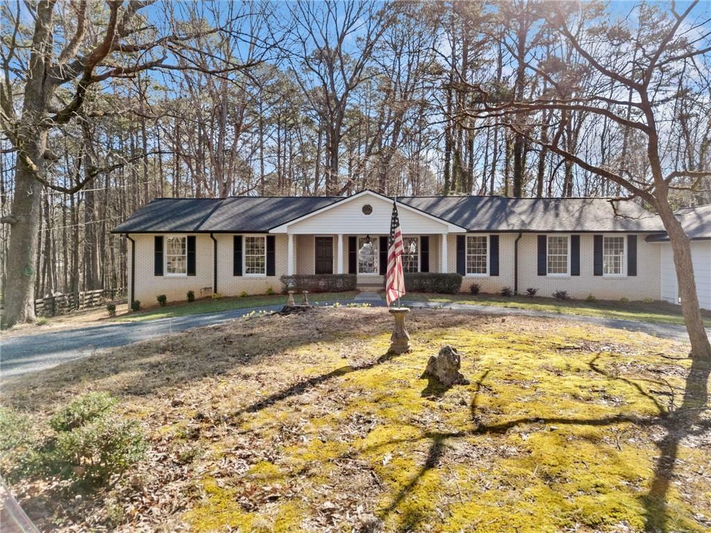 Property Photo:  414 Dogwood Drive  GA 30114 